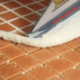 Jak spárovat švy na dlaždicích